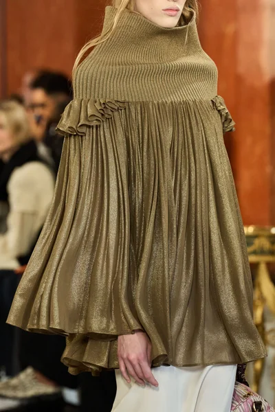 Look 55